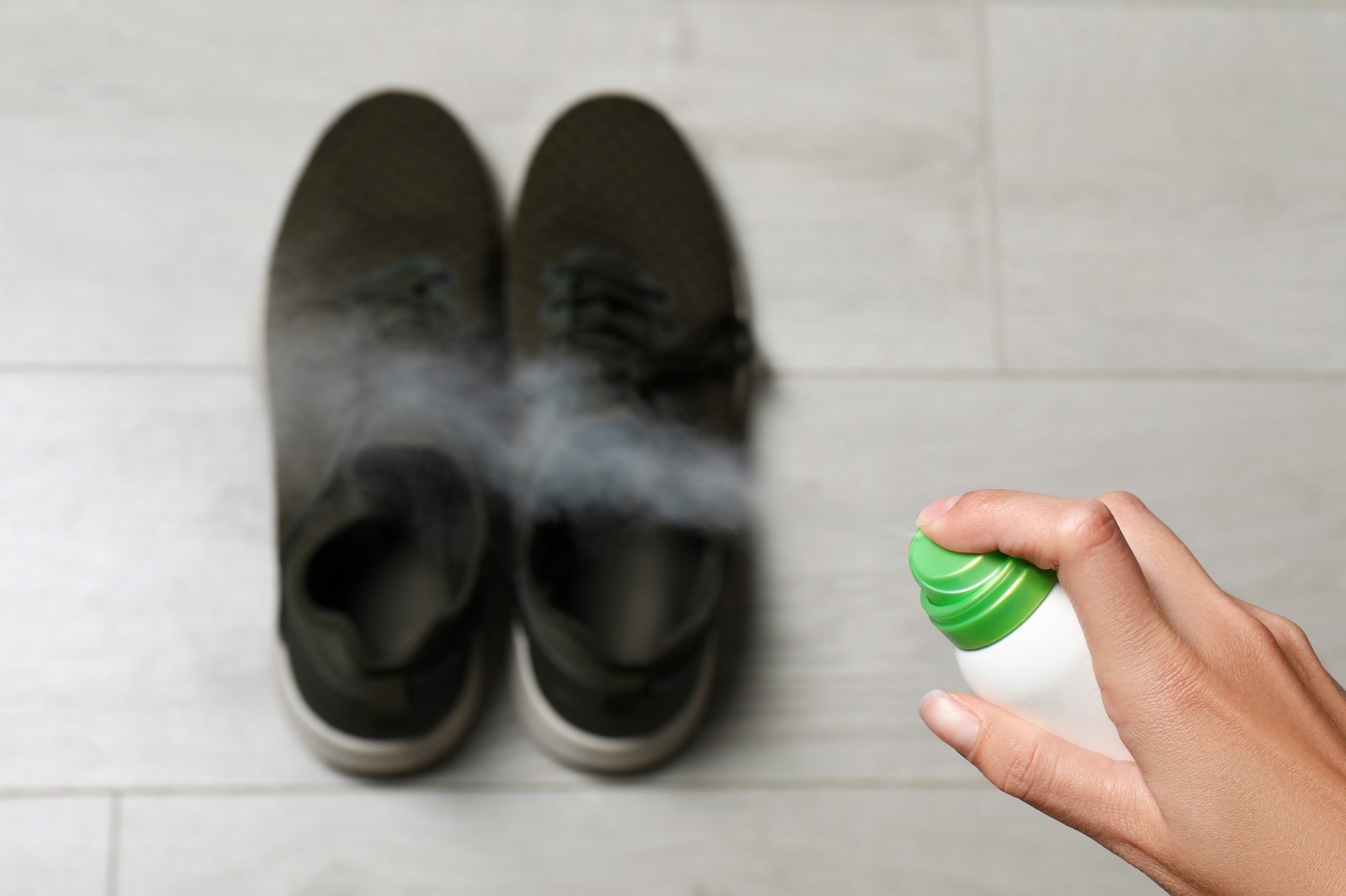 Schuhgeruch entfernen mit Essig und Hausmitteln